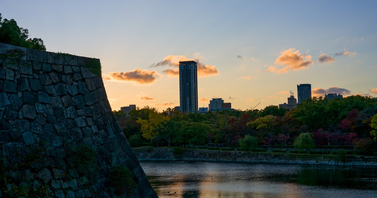 Last light around the walls